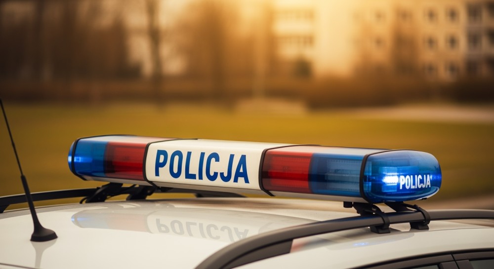 44-latek zatrzymany z 2,5 kg narkotyków i niebezpiecznymi chemikaliami w Paprotni