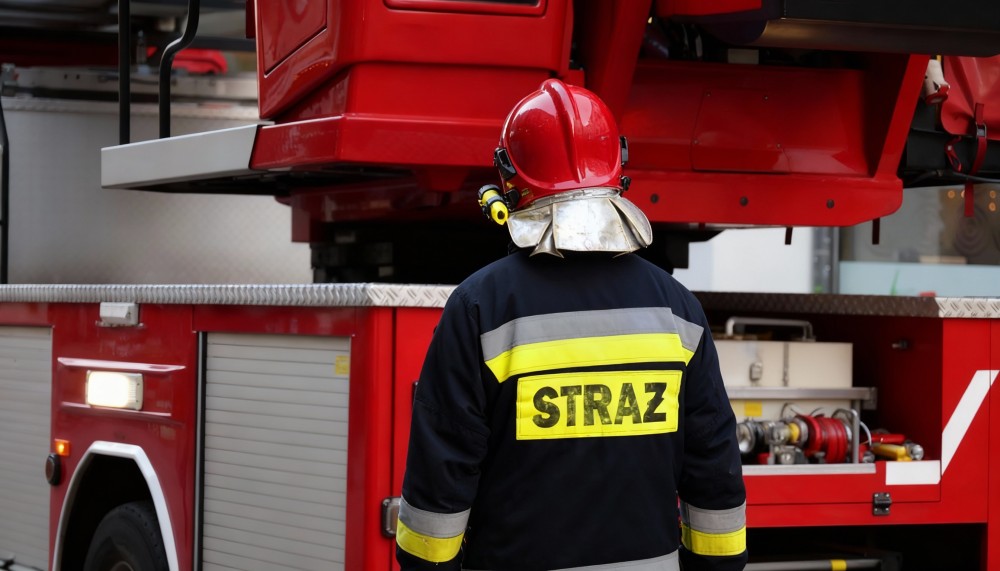 Gazowy alarm w stolicy: Szybka akcja strażaków uratowała mieszkańców!