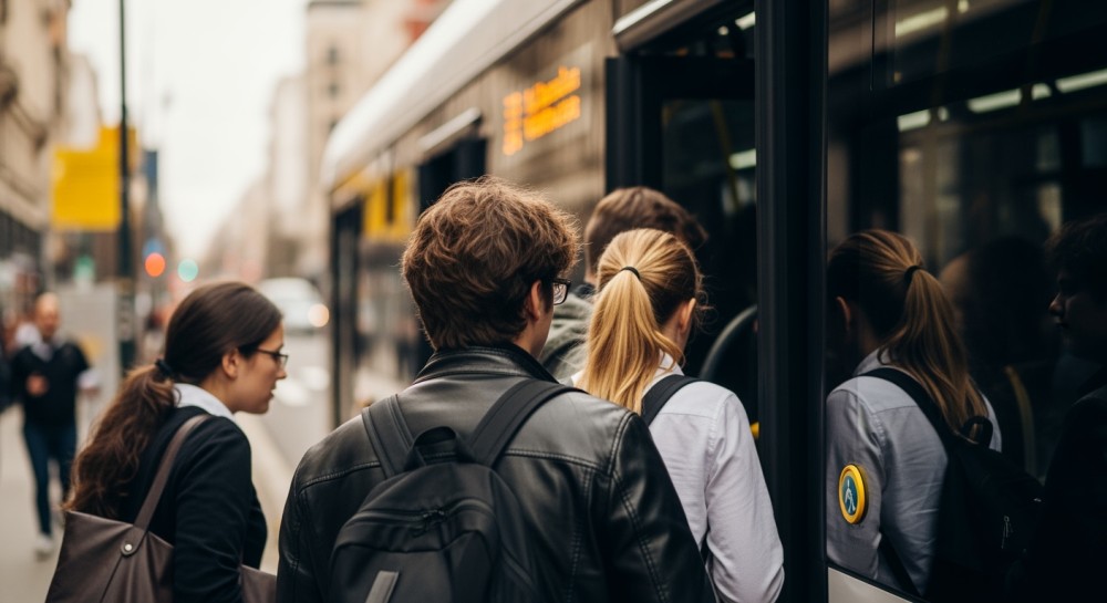 Jak dojechać na koncert Dawida Podsiadły? Przewodnik po PGE Narodowym